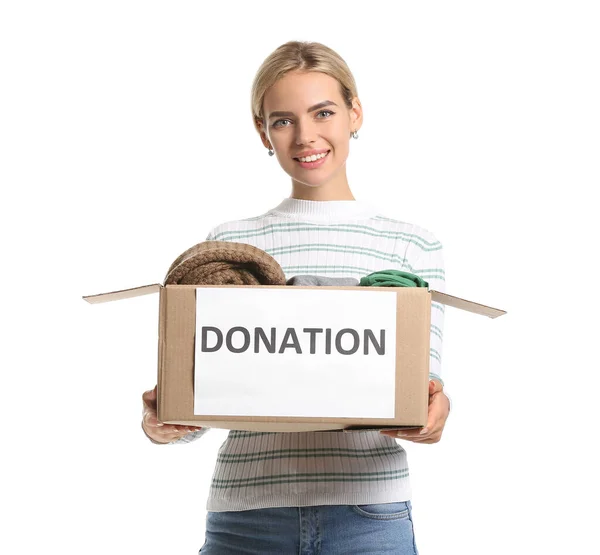 Caja Sujeción Mujer Joven Con Ropa Para Donación Sobre Fondo — Foto de Stock