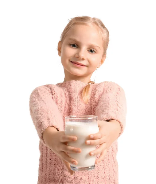 Menina Bonito Segurando Copo Leite Fundo Branco — Fotografia de Stock