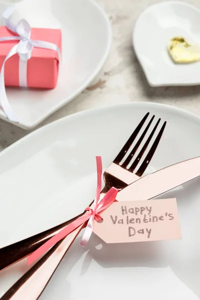 Beautiful Table Setting Tag Text Happy Valentine Day Table Closeup — Stock Photo, Image