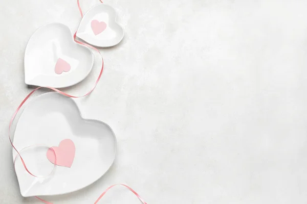 Belas Placas Forma Coração Para Dia Dos Namorados Fundo Branco — Fotografia de Stock