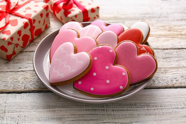 Plate Tasty Heart Shaped Cookies White Wooden Background — Stock Photo, Image