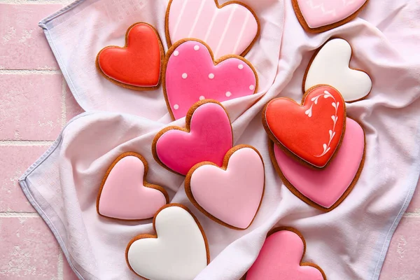 Biscoitos Saborosos Forma Coração Mesa — Fotografia de Stock