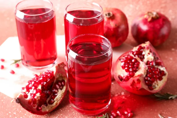 Glasses Delicious Pomegranate Juice Red Background — Stock Photo, Image