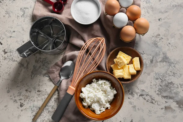 Bowl Cottage Cheese Ingredients Preparing Pancakes Beige Background — Stock Photo, Image