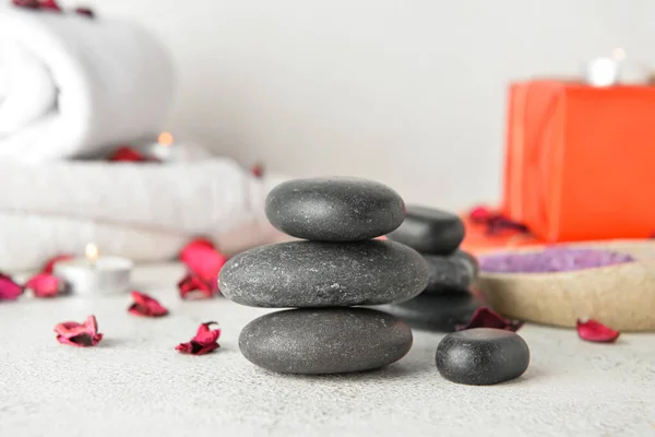 Beautiful Spa Stones Valentine Day Celebration Light Background Closeup — Stock Photo, Image