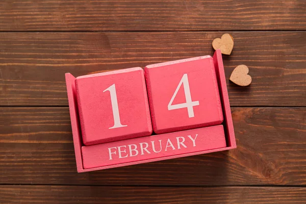 Kalendář Datem Valentýna Dřevěném Pozadí — Stock fotografie