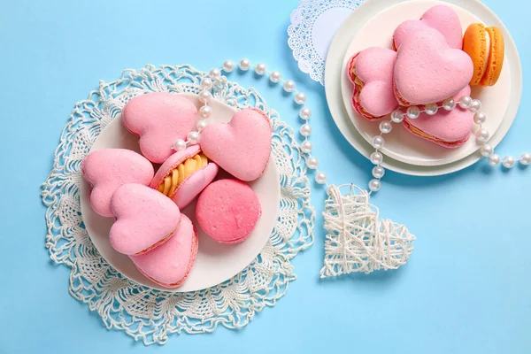 Composition Tasty Heart Shaped Macaroons Beads Blue Background — Stock Photo, Image