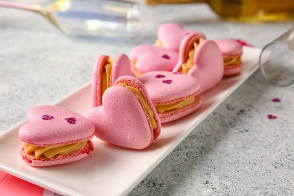 Plate Tasty Heart Shaped Macaroons Light Background Closeup — Stock Photo, Image