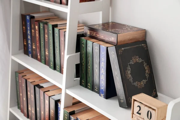 Books Modern Rack Living Room — Stock Photo, Image