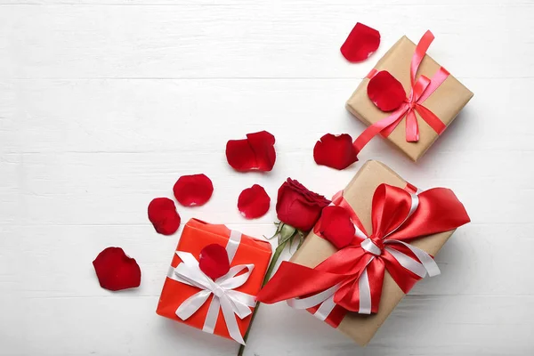 Gifts Rose Petals White Wooden Background Valentine Day Celebration — Stock Photo, Image