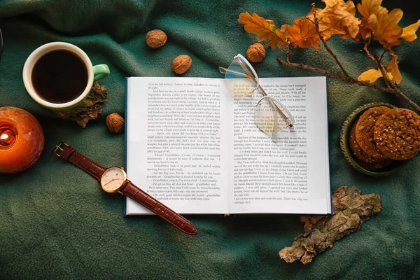 Book Eyeglasses Cup Coffee Autumn Decor Plaid — Stock Photo, Image
