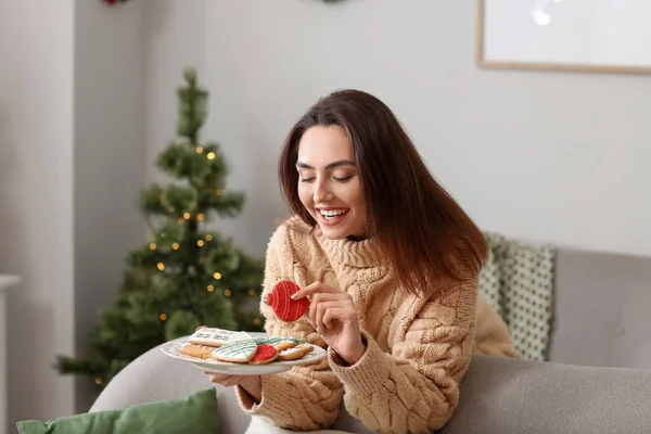 Happy Young Woman Holding Plate Gingerbread Cookies Home — Stock Photo, Image