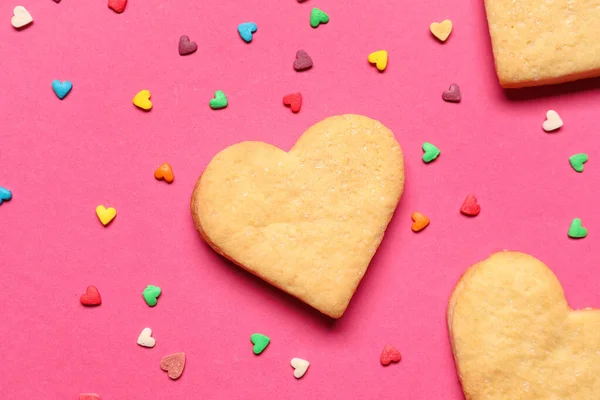 Смачне Печиво Формі Серця Рожевому Тлі Свято Валентинів — стокове фото