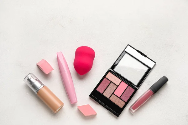 Makeup Houby Kosmetické Výrobky Bílém Pozadí — Stock fotografie