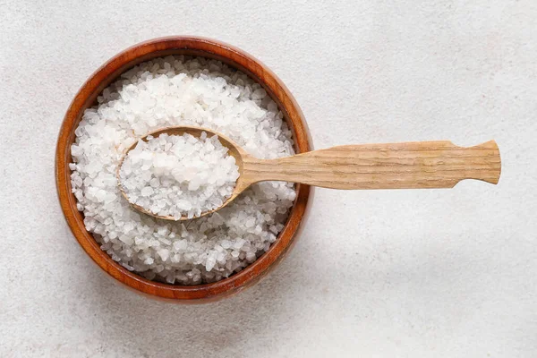 Wooden Bowl Sea Salt Spoon Light Background — Stock Photo, Image