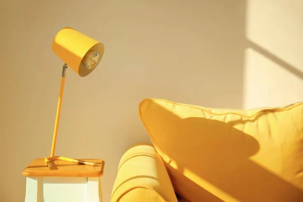 Modern Lamp Table Comfortable Sofa — Stock Photo, Image