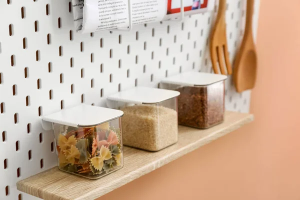 Jars Pasta Groats Pegboard Closeup — Stock Photo, Image