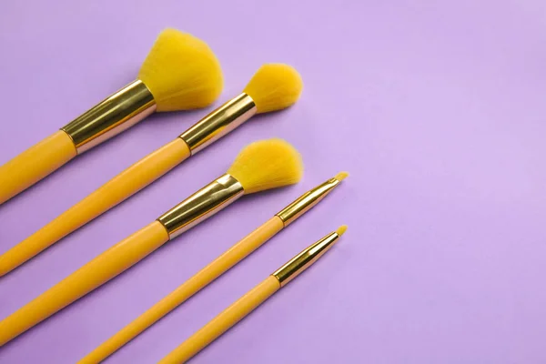 Set Makeup Brushes Purple Background — Stock Photo, Image