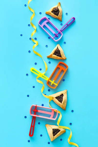 Hamantaschen Cookies Rattles Purim Holiday Color Background — Stock Photo, Image
