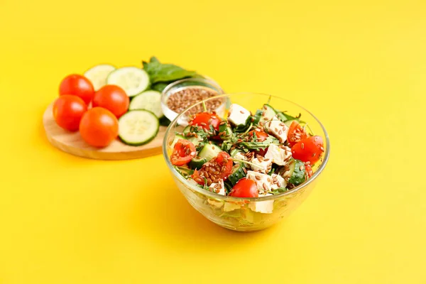 Bowl Healthy Vegetable Salad Color Background — Stock Photo, Image