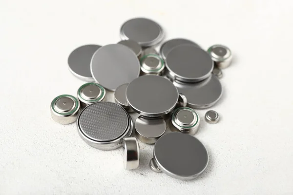 Metall Litium Knapp Cell Batterier Vit Bakgrund — Stockfoto
