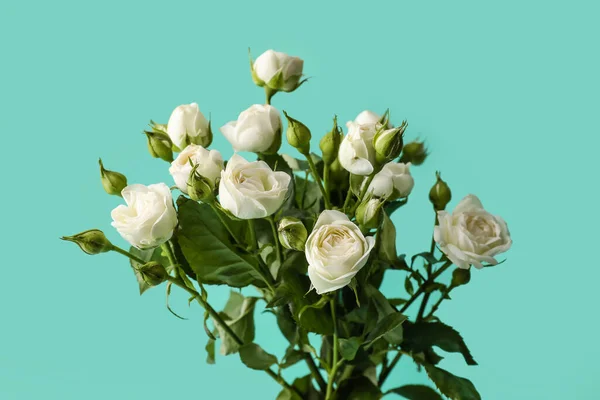 Букет Красивых Роз Зеленом Фоне Крупным Планом — стоковое фото
