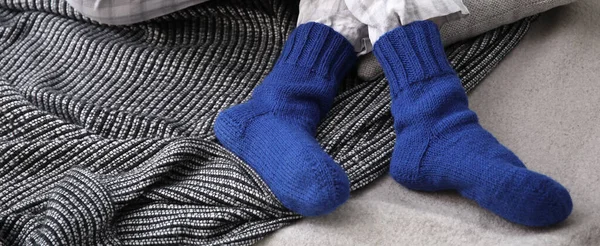 Woman Warm Knitted Socks Sitting Plaid Home Concept Heating Season — Stock Photo, Image