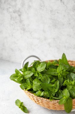 Masada nane aromalı hasır sepet