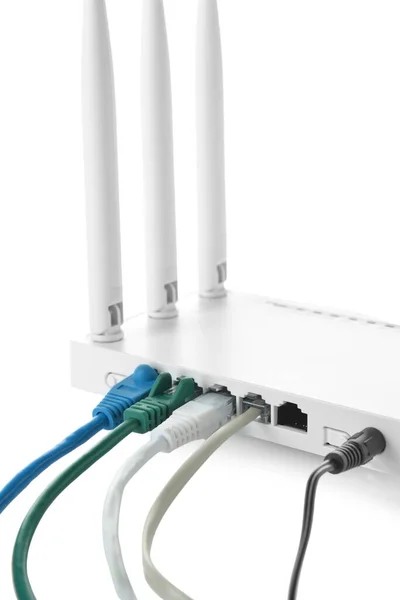 Router Met Netwerkkabels Witte Achtergrond — Stockfoto