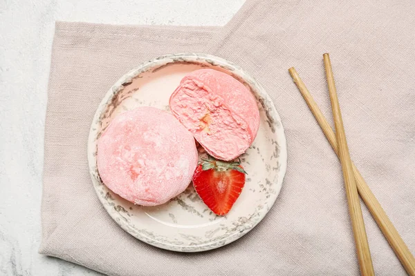 Plate Delicious Mochi Strawberry Chopsticks Light Background — Stock Photo, Image