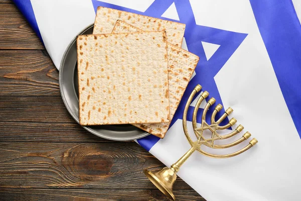 Flag of Israel, mobile phone and text SHABBAT SHALOM on wooden background  Stock Photo - Alamy