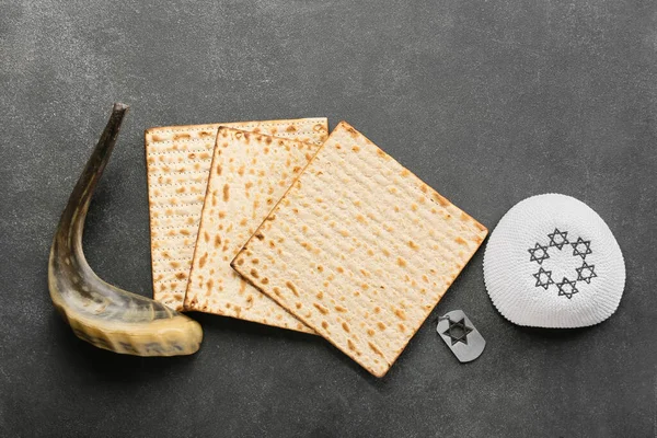 Skladba Symboly Judaismu Tmavém Pozadí — Stock fotografie