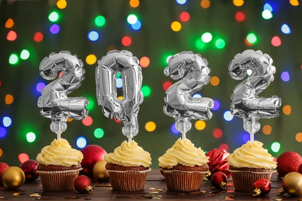 Cupcakes Natal Com Números Balão Mesa — Fotografia de Stock