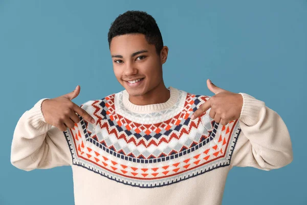 Handsome African American Guy Knitted Sweater Color Background — Stock Photo, Image