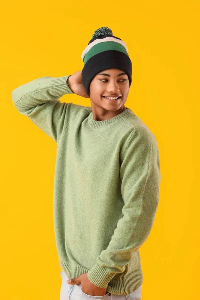 Handsome African American Guy Knitted Sweater Yellow Background — Stock Photo, Image