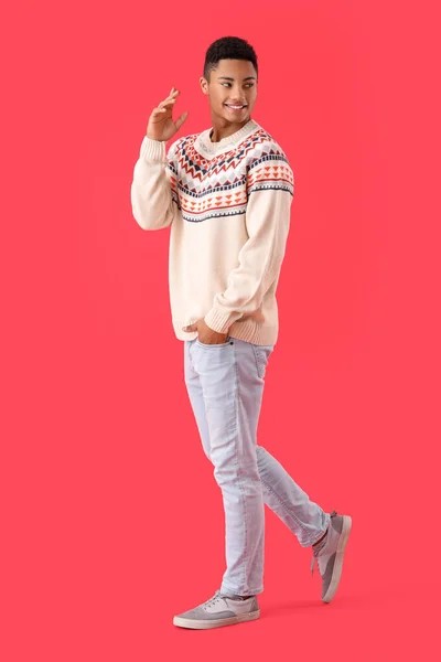 Handsome African American Guy Knitted Sweater Red Background — Stock Photo, Image