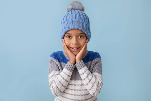 Surprised Little African American Boy Winter Clothes Color Background — Stock Photo, Image