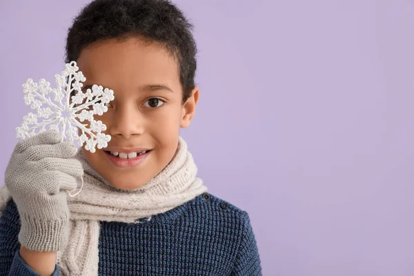 Cute Little African American Boy Winter Clothes Snowflake Color Background — Stock Photo, Image