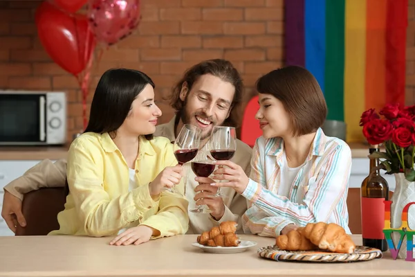 Man Two Beautiful Women Drinking Wine Home Concept Polyamory — Stock Photo, Image