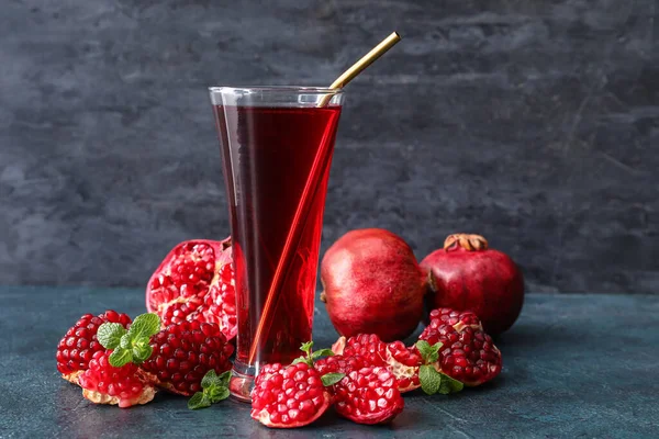 Glass Delicious Pomegranate Juice Black Background — Stock Photo, Image