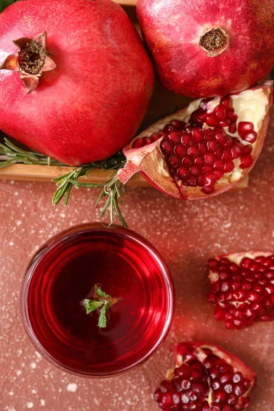 Glass Delicious Pomegranate Juice Fresh Fruits Red Background — Stock Photo, Image