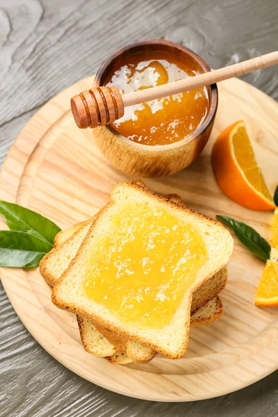Bowl Tasty Orange Jam Bread Wooden Background Closeup — Stock Photo, Image