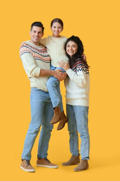 Happy Parents Little Daughter Warm Sweaters Yellow Background — Stock Photo, Image