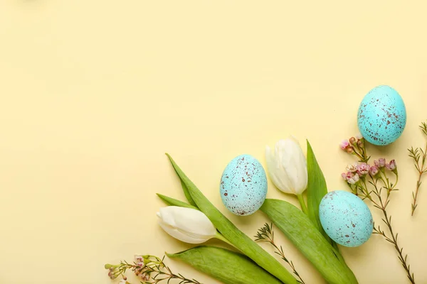 Composition Beautiful Easter Eggs Spring Flowers Color Background — Stock Photo, Image