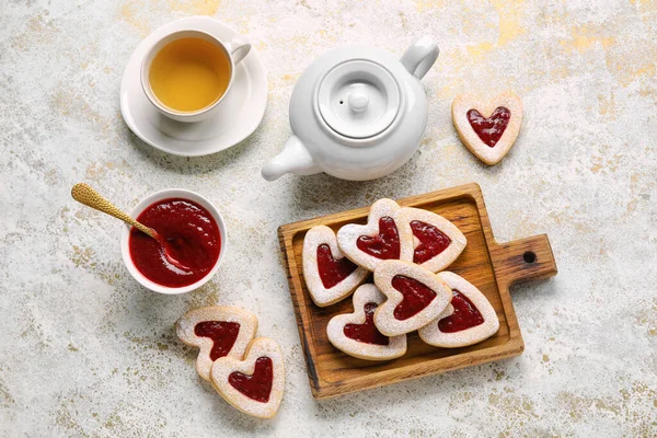 Placa Com Biscoitos Saborosos Geléia Xícara Chá Para Celebração Dia — Fotografia de Stock