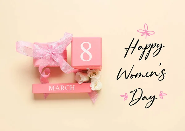 カレンダーと贈り物と国際女性デーのお祝いのための美しいグリーティングカード — ストック写真