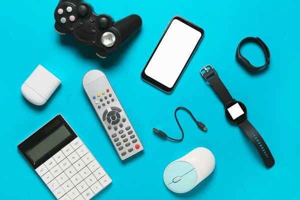 Conjunto Diferentes Gadgets Sobre Fondo Color — Foto de Stock