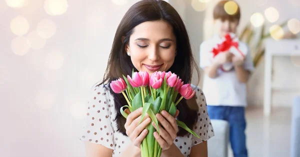 Happy Woman Aromatic Tulip Flowers Presented Her Son International Women — Stock Photo, Image