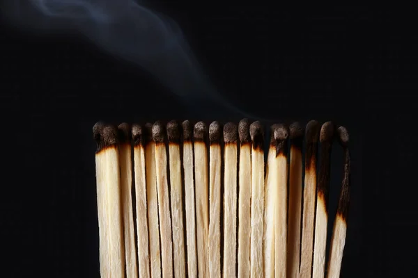 Line Burnt Matches Black Background Concept Burnout — Stock Photo, Image