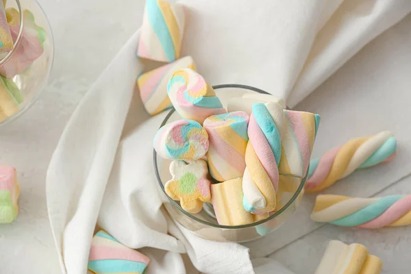 Glass Tasty Marshmallows Table — Stock Photo, Image